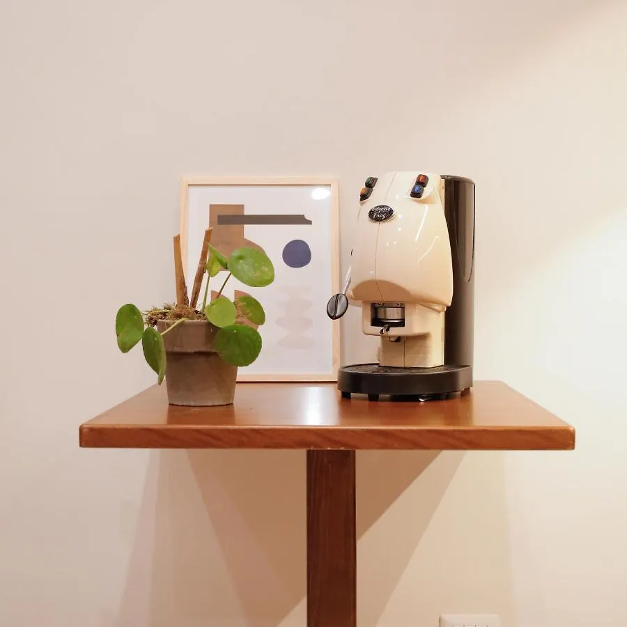 Retrophilia Home Νάπολη Bed and Breakfast