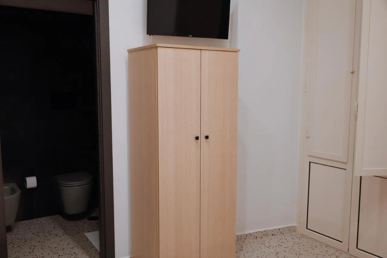 Retrophilia Home Νάπολη 0*,  Ιταλία
